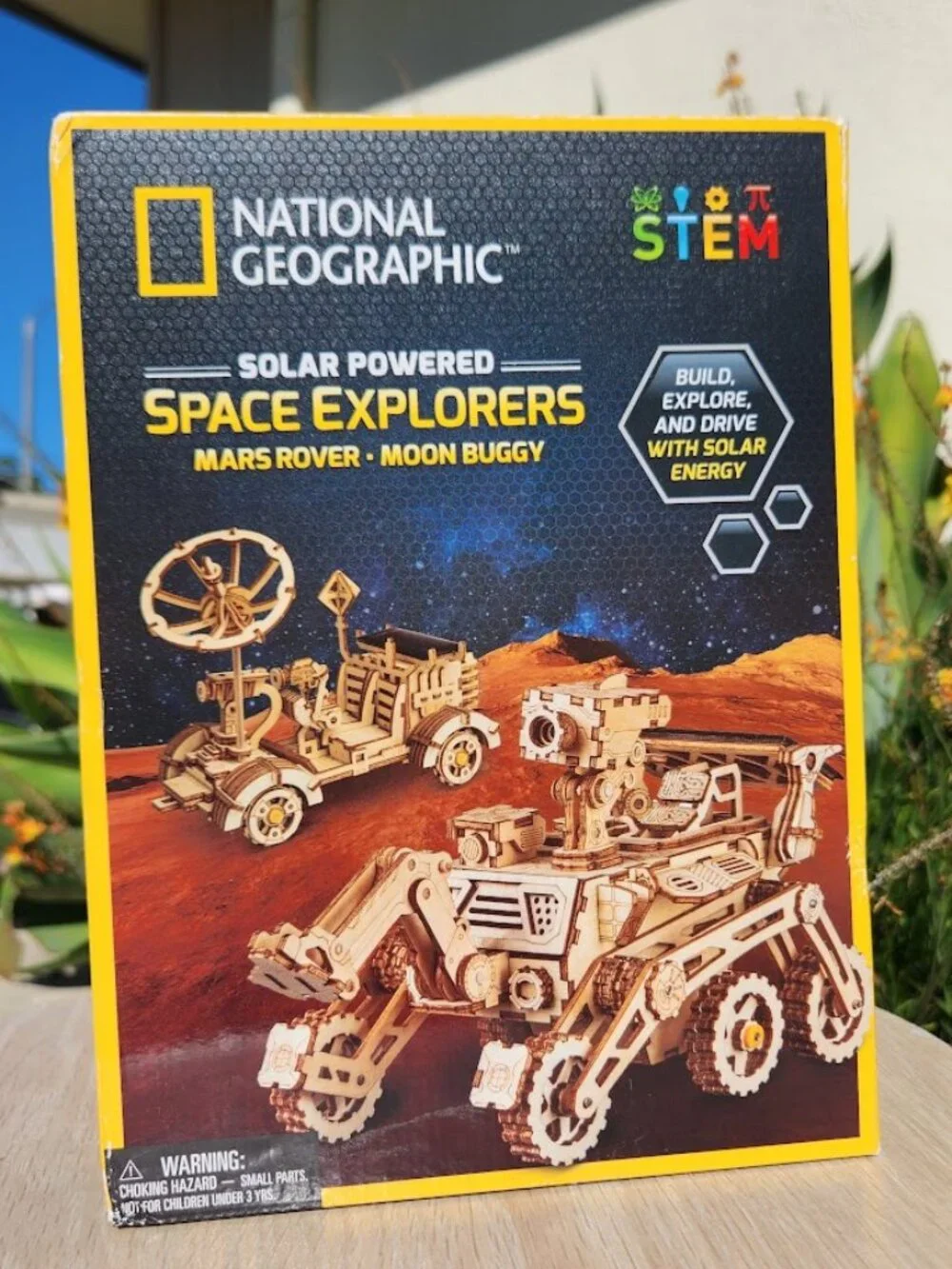 NEW NATIONAL GEOGRAPHIC Solar Model Kit Wooden 3D Puzzle Models NASA Space Explo